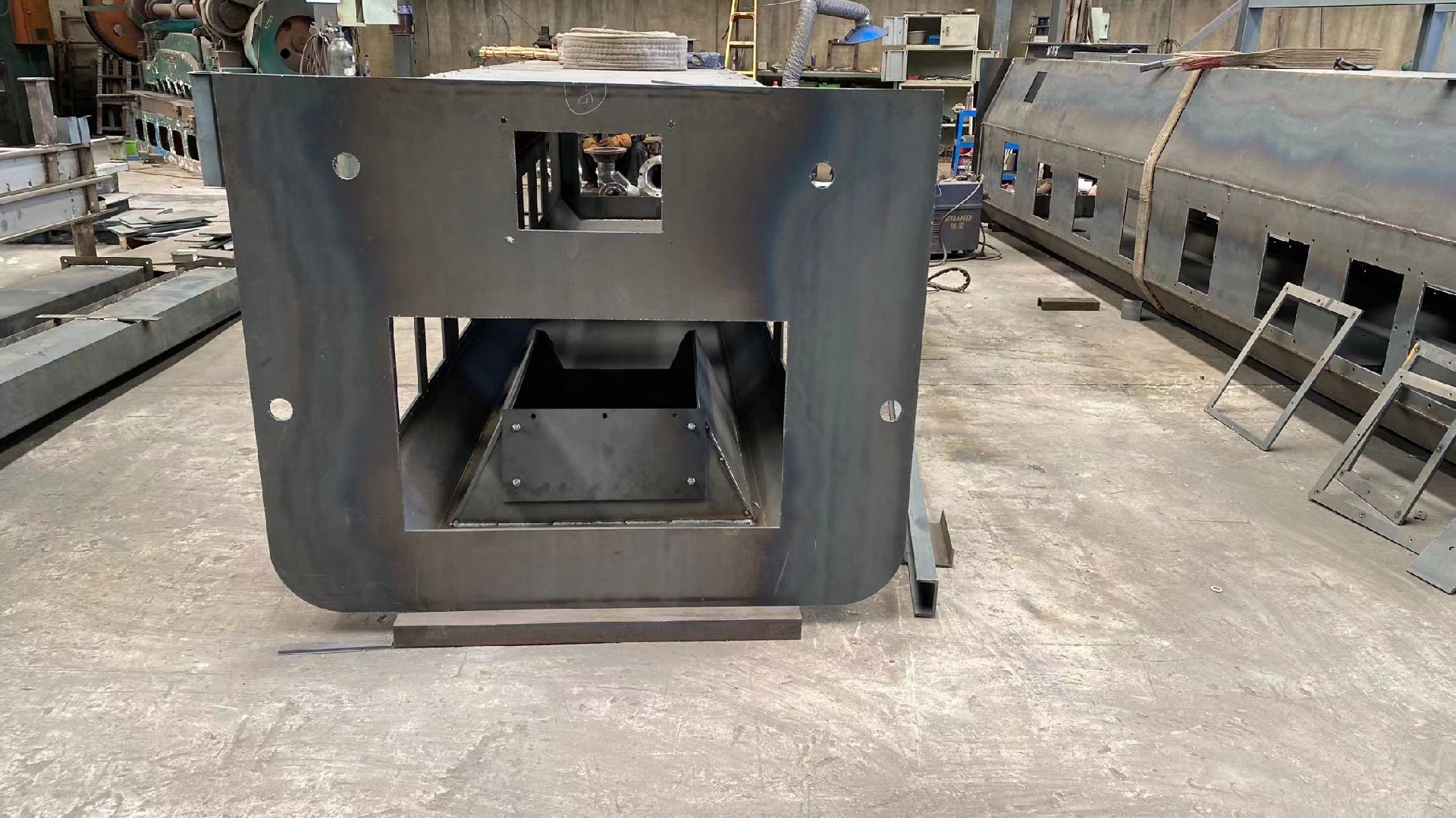 紧俏！全封闭定量给料机/给煤机生产中